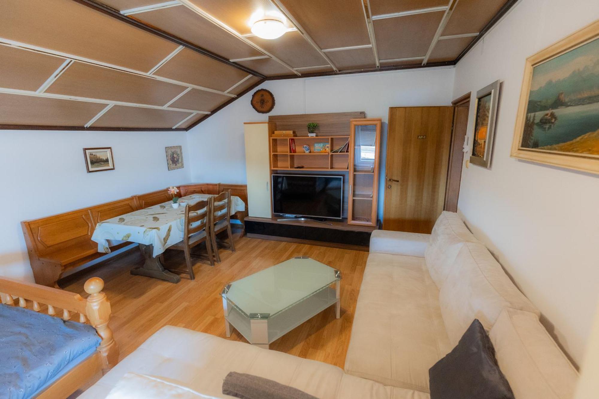 Rooms Kozarje 卢布尔雅那 外观 照片