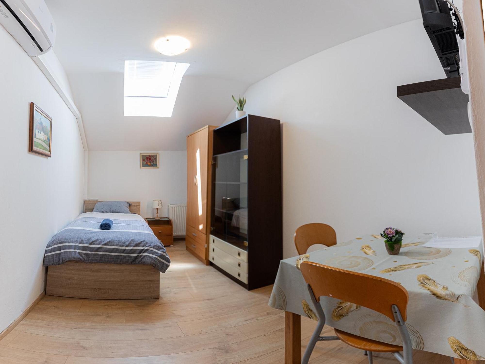 Rooms Kozarje 卢布尔雅那 外观 照片